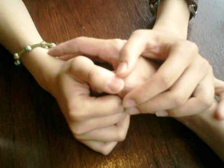 Dans la m&ecirc;me direction de l'amiti&eacute;