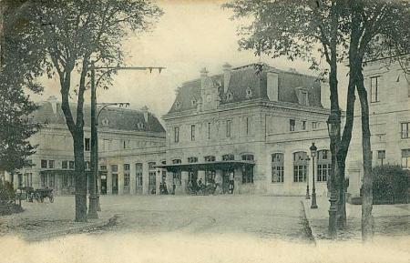la gare de charleville avant