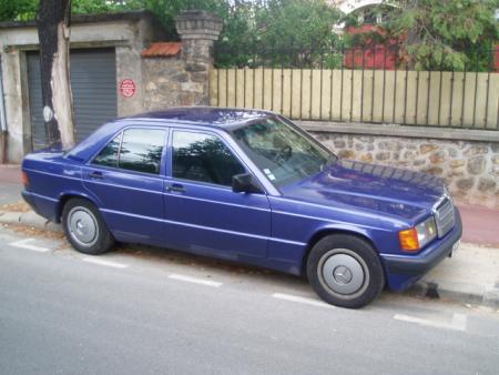 VOILA JE VOUS LA MONTRE