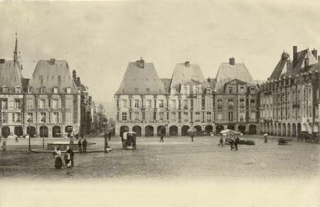 la place ducale avant